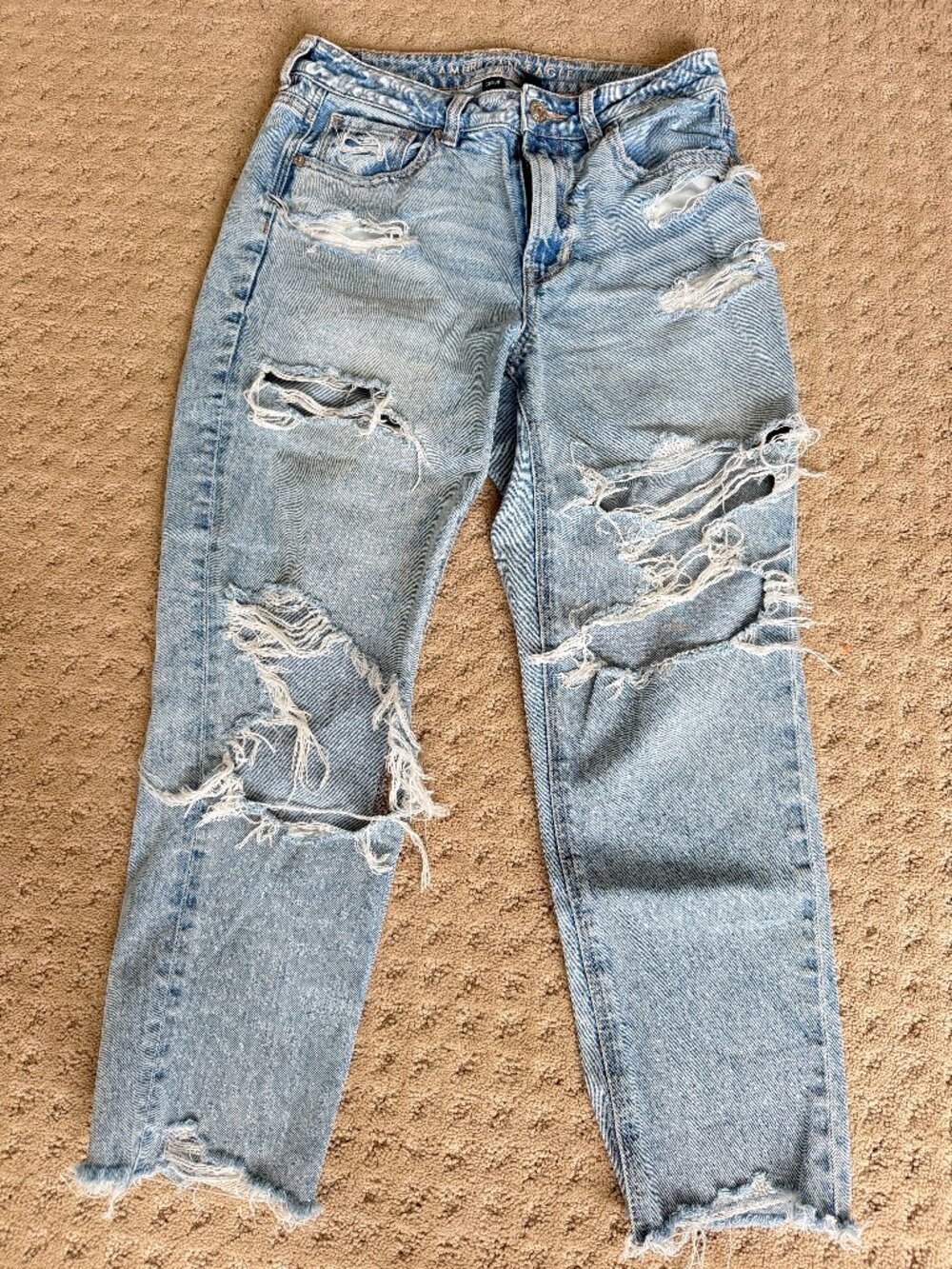 American Eagle Distressed Jeans